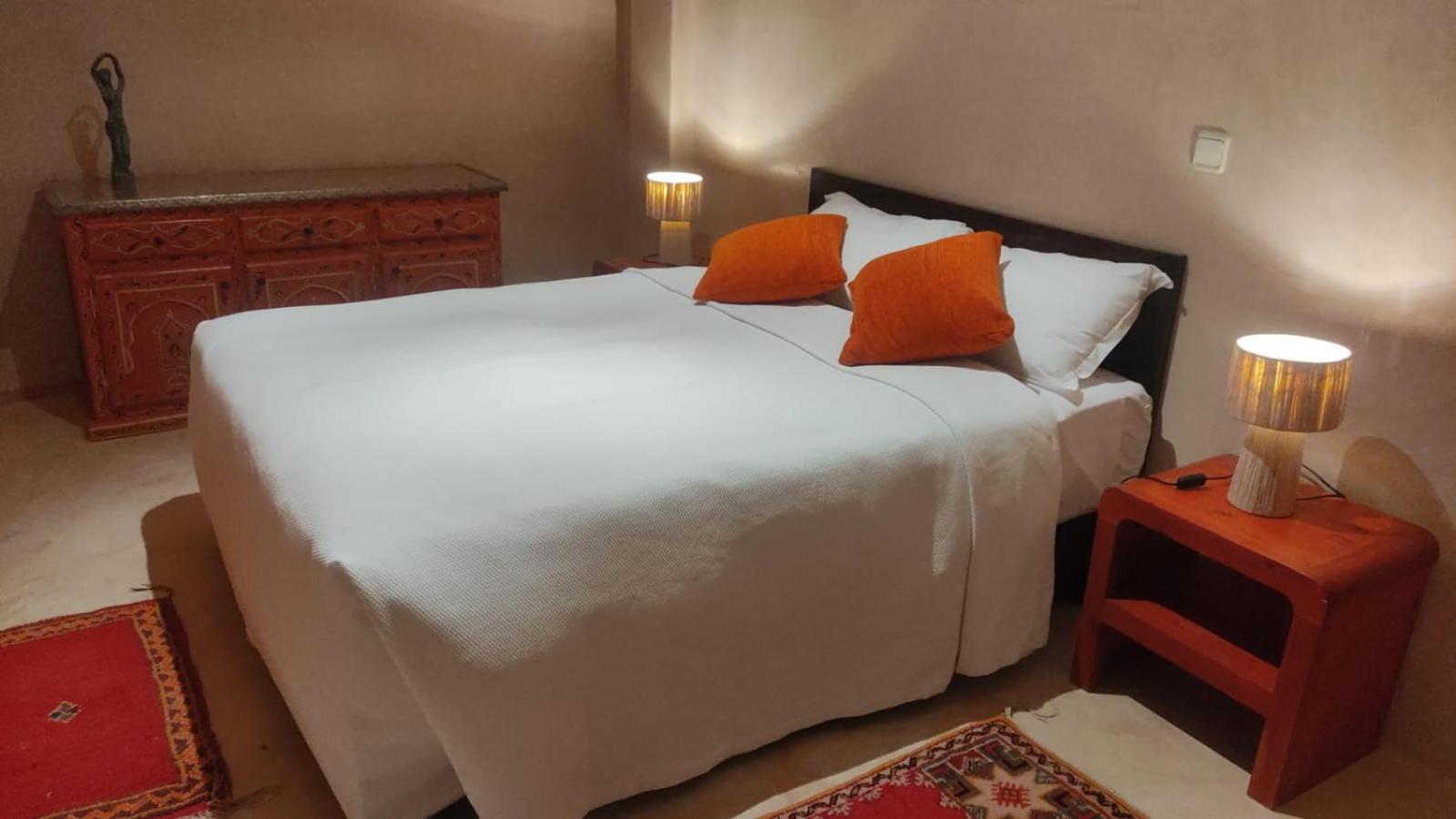 Bed and Breakfast Côté Sud Tajda Esterno foto